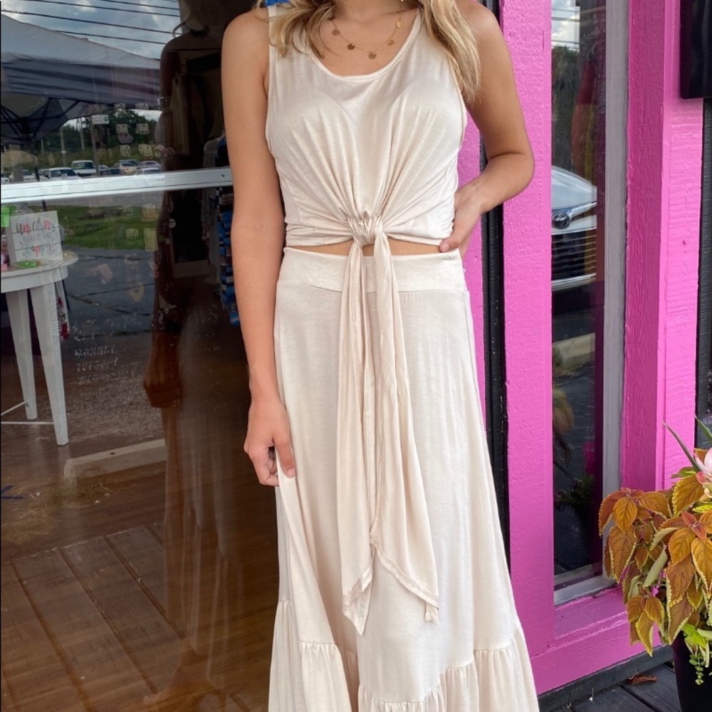 Maronite Light Beige 2pc Crop Top Maxi Skirt - Picture 3 of 6